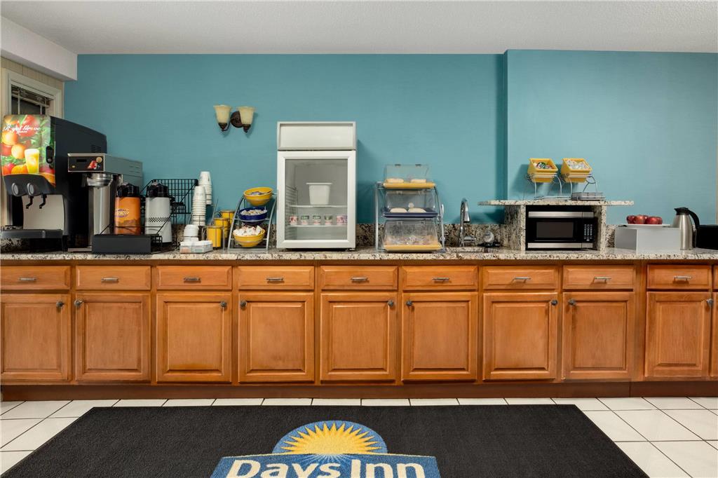 Days Inn by Wyndham Cartersville - photo 27