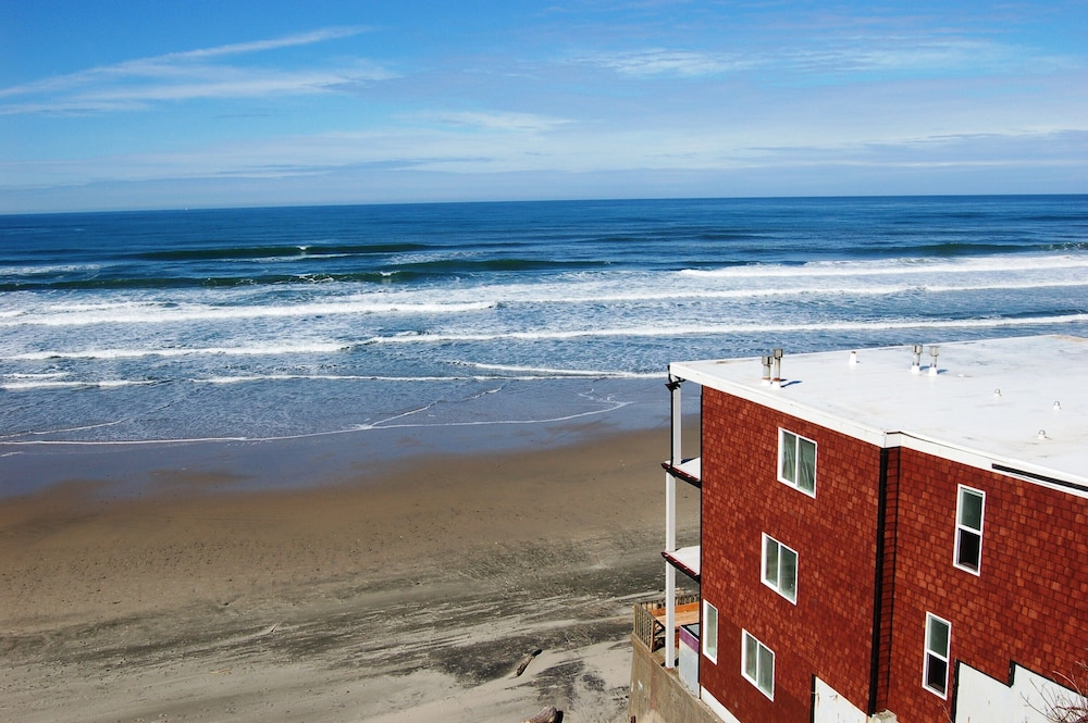 Beachfront Manor Hotel - last minute hotel in Lincoln