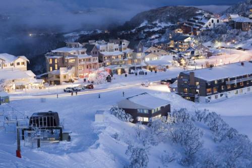 Lawlers 39 — 4-Star Luxury Hotel in Hotham Heights, Australia