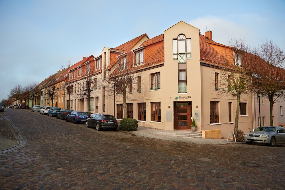 Hotel Garni Zum Eichwerder in Templin, Germany