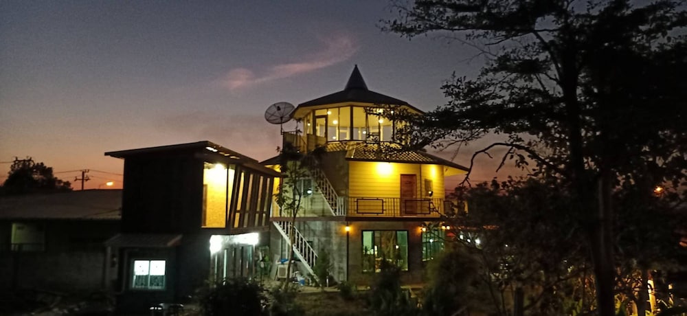 Heuan Na Khee — hotel in Ban Dung