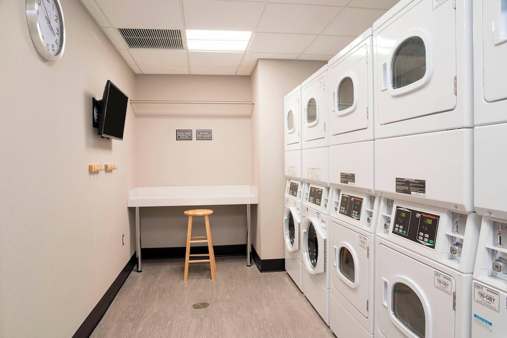 Residence Inn Milwaukee West - photo 28