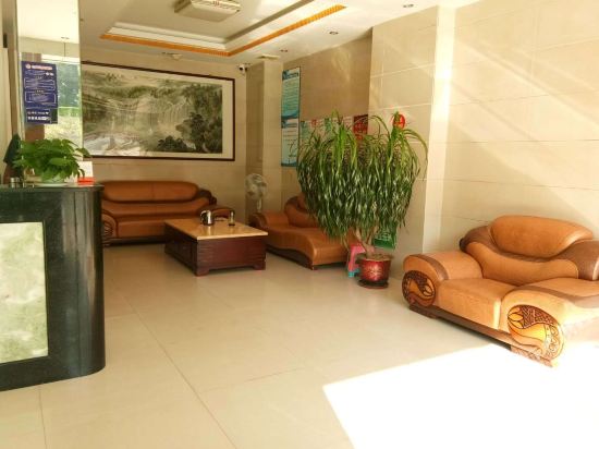 Golden cube business hotel — hotel in Huaicheng