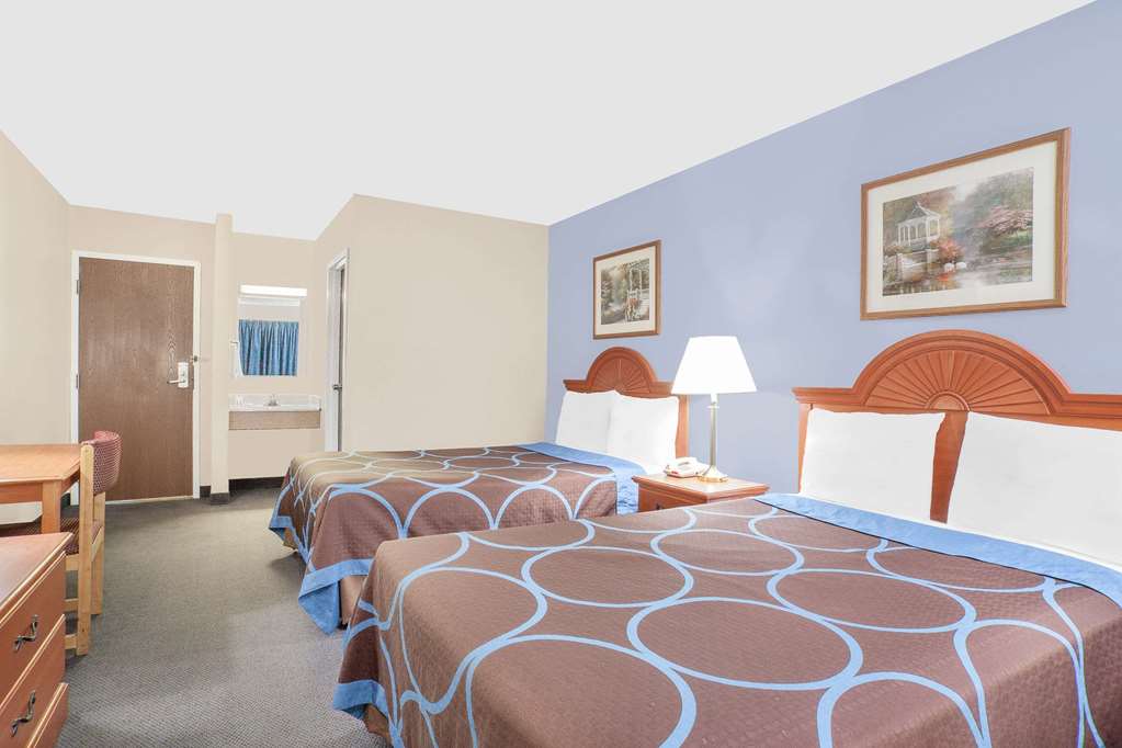 Super 8 by Wyndham Middletown - photo 7