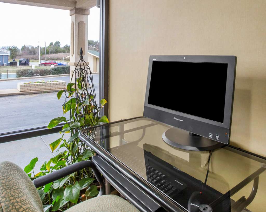 Quality Inn Reidsville Hwy 29 - photo 19