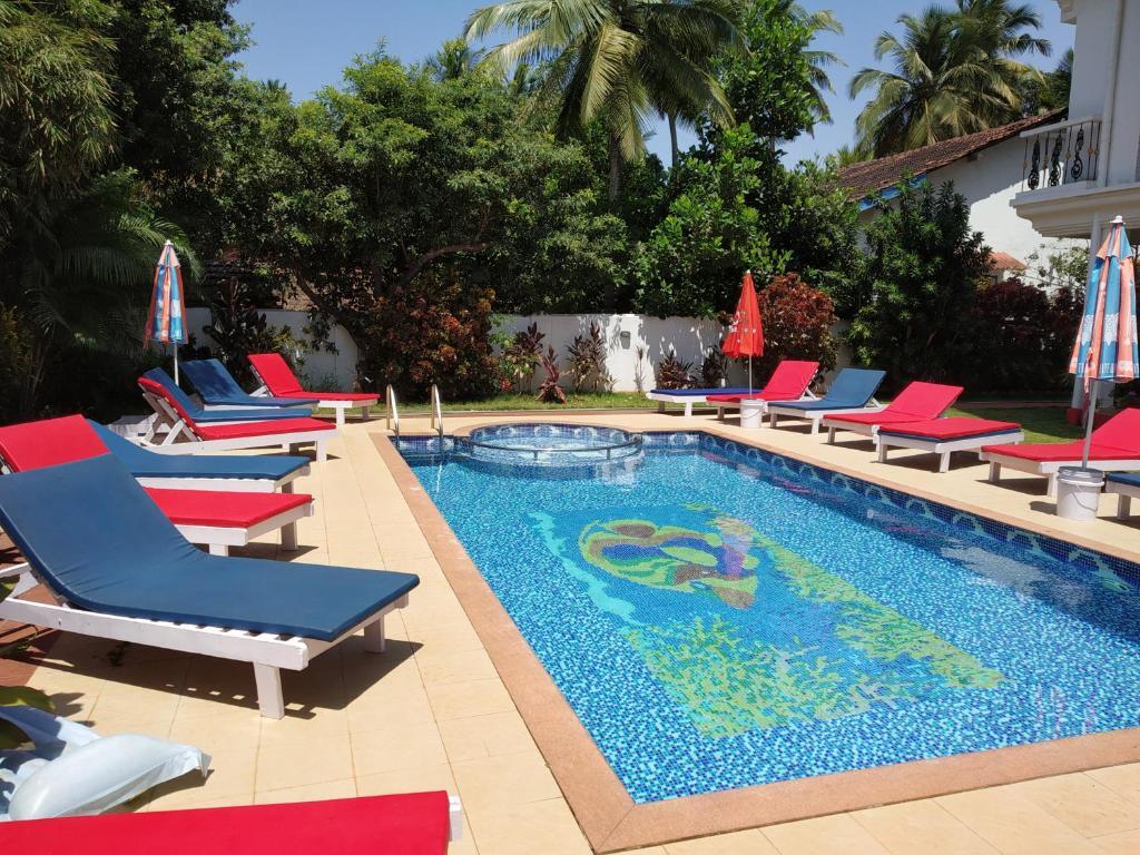 Bluesea Beach Resort in Candolim, India