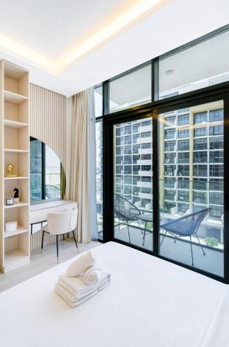 Modern Stu Near Downtown Dubai Pool Gym WiFi — 4-Star Luxury Hotel in Dubai, United Arab Emirates