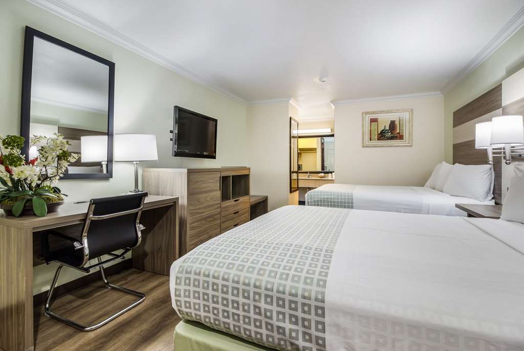 Americas Best Value Inn Columbus TX - photo 9