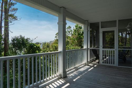 Southern Charm by Oak Island Accommodations - photo 13