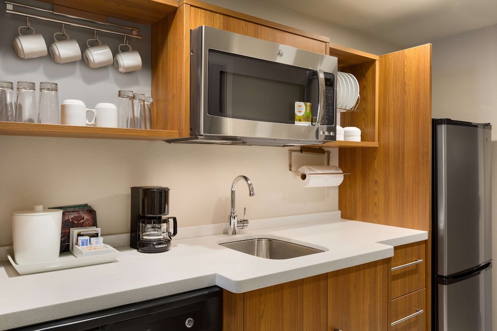 Home2 Suites by Hilton Glendale Westgate - photo 14