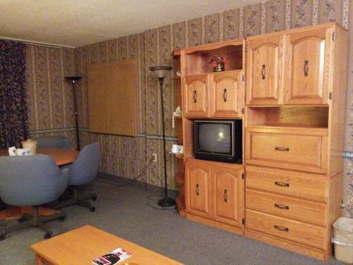 Burnside Hotel — Dartmouth — photo 4