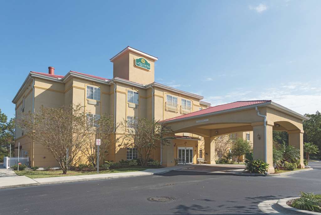 La Quinta Inn & Suites by Wyndham St. Augustine - featured photo