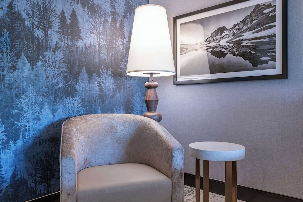 The Newberry Hotel Bend Tapestry Collection by Hilton - photo 33