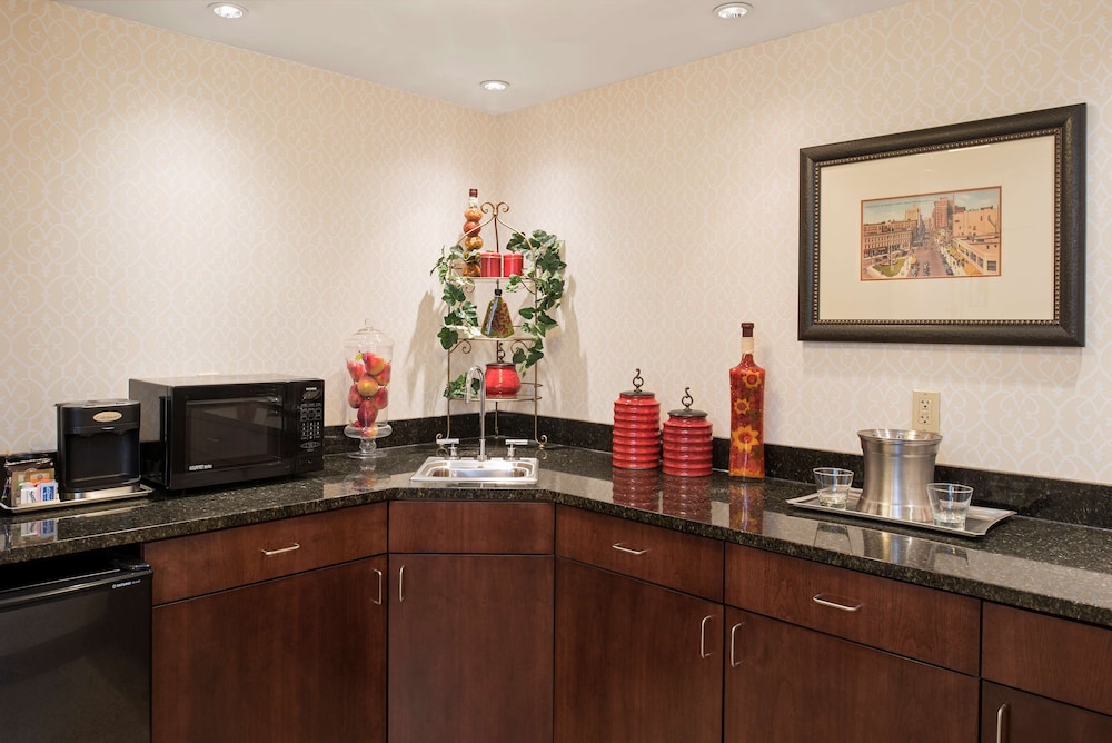 DoubleTree by Hilton Hotel Grand Rapids Airport - photo 37