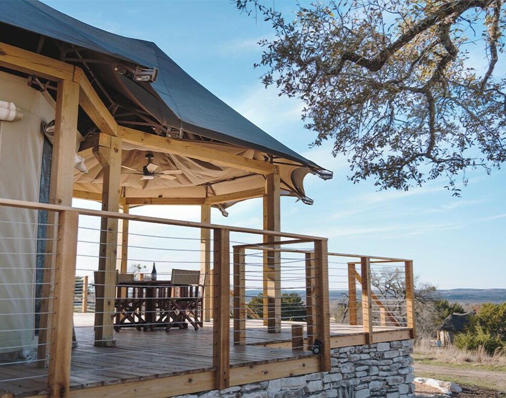 Outdoorsy Hill Country - photo 30