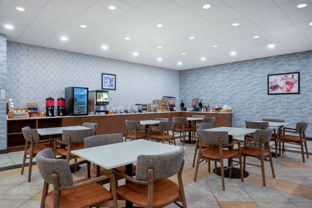 Wyndham Garden Columbia Ft. Jackson - photo 28