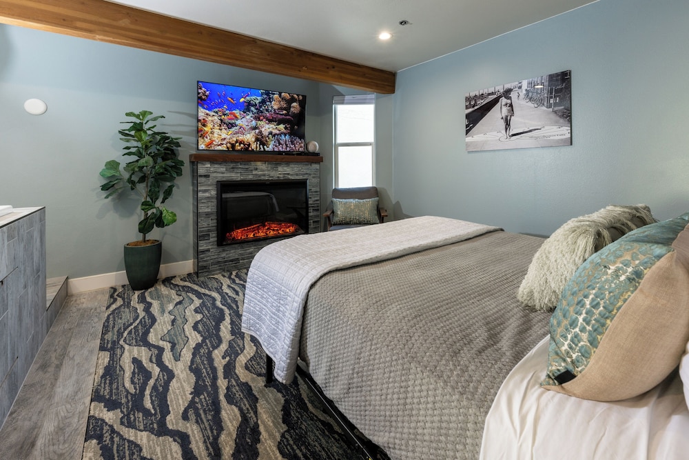 Seaside Oceanfront Inn - photo 43