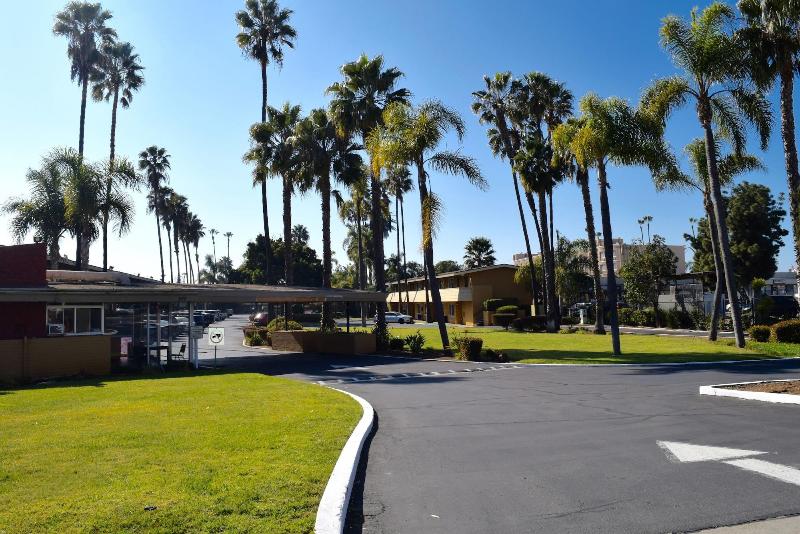 Hotel Palmeras Chula Vista — hotel in Chula Vista