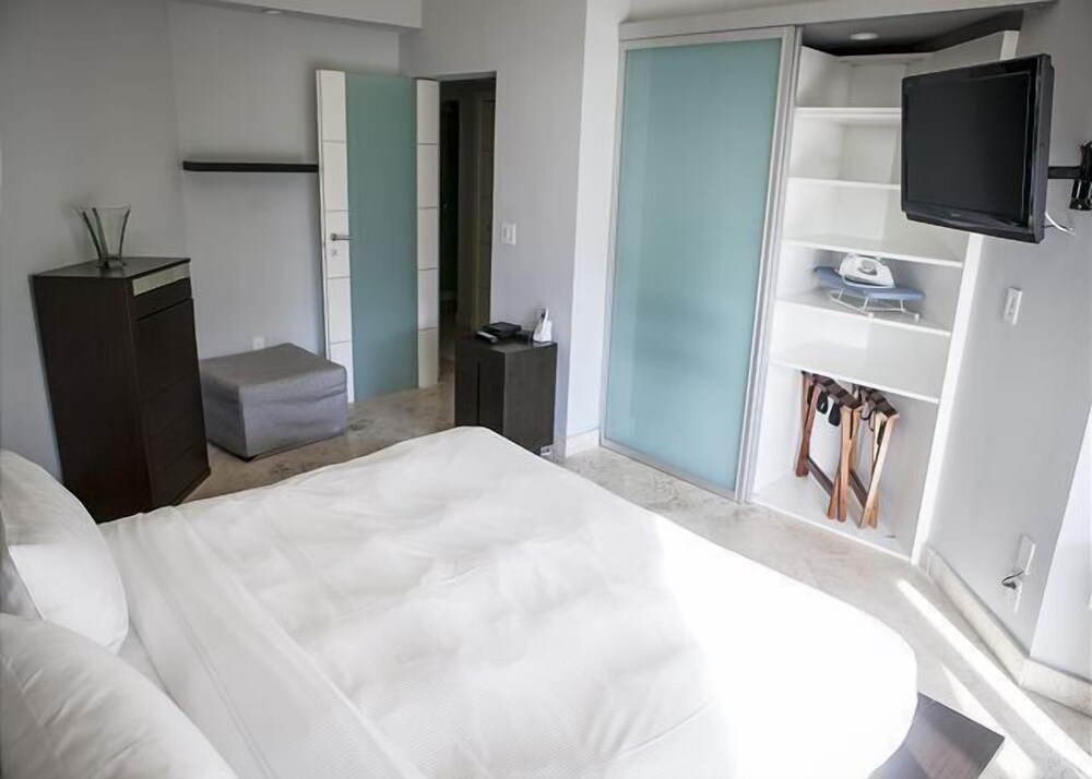 Provident Luxury Suites Fisher Island - photo 16