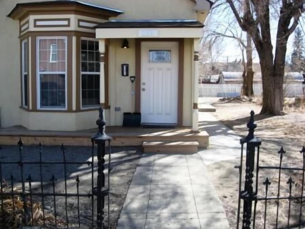 Dunwell Cottage 2 Bedroom Holiday Home By Pinon Vacation Rentals Cottage 8303240 — Salida