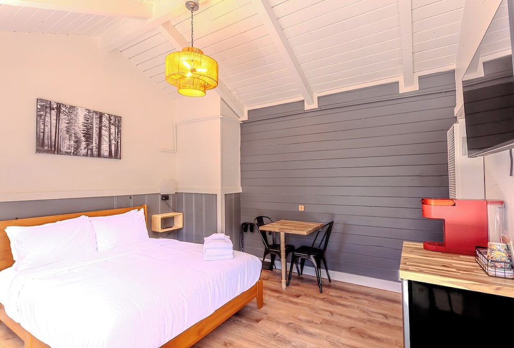Tahoe Mountain inn - photo 32
