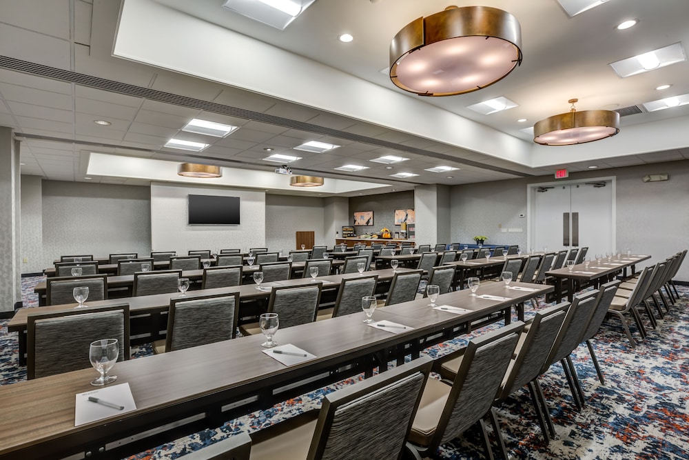 Hilton Garden Inn Boston Waltham - photo 34