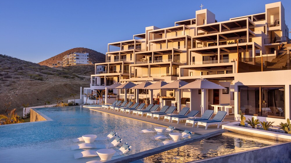 The Cove at Cerritos — 5-Star Luxury Hotel in El Pescadero, Mexico
