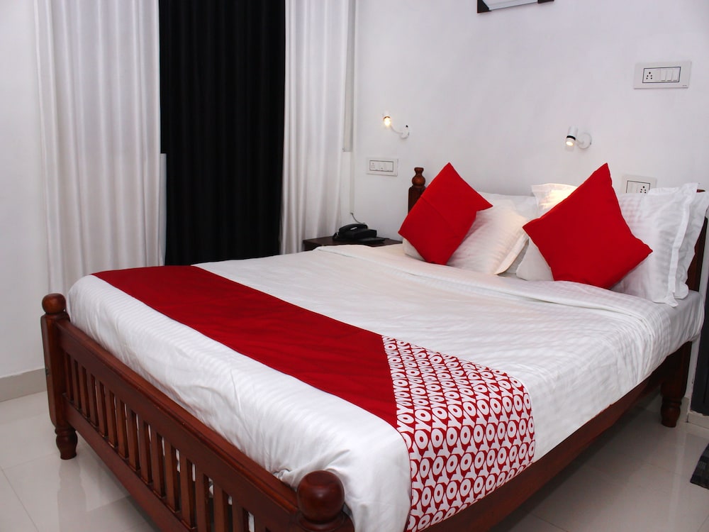 Oyo 15571 Eira S Inn — Thekkady