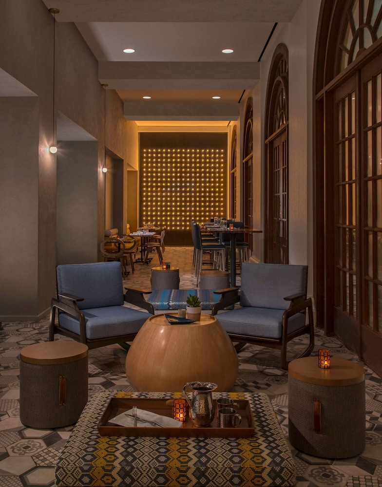DoubleTree by Hilton Austin - photo 35