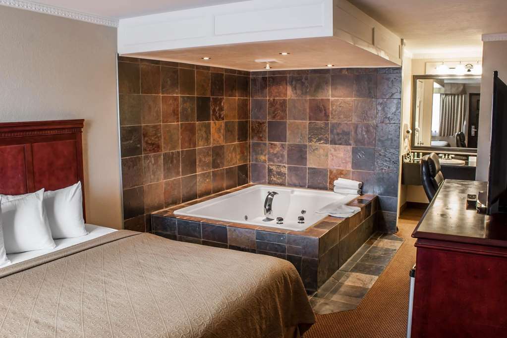 Quality Inn & Suites Fife Seattle - photo 10