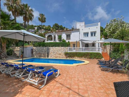 Elegant Villa with Pool — 4-Star Luxury Hotel in Benissa, Spain