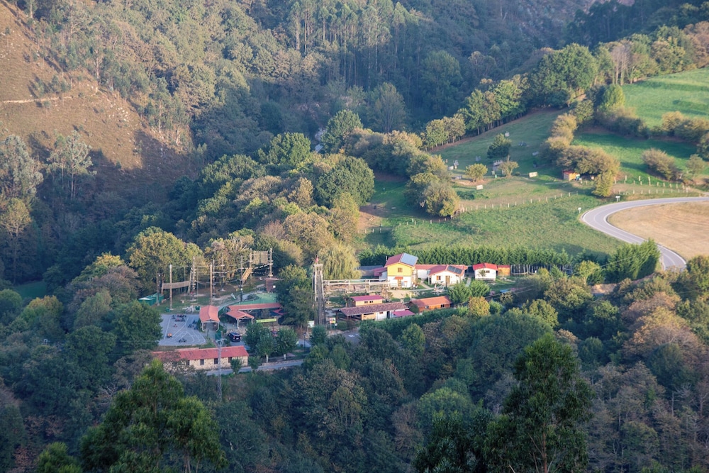 Alojamiento Rural Cabuerniaventura — Ruente