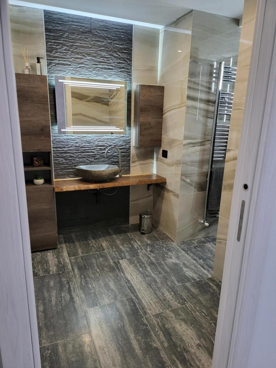 Residenza Giulia — 4-Star Luxury Hotel in Brescia, Italy