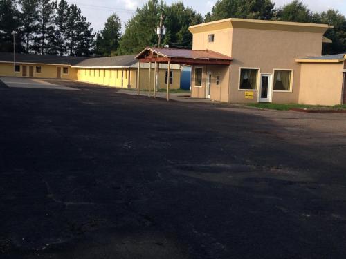 Pleasure Point Inn & Suites - featured photo