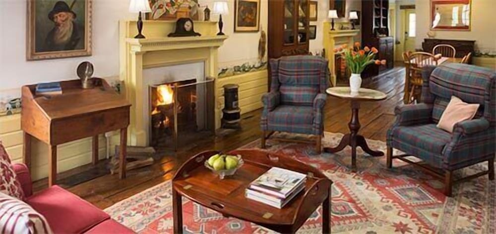 Inner Banks Inn - photo 2