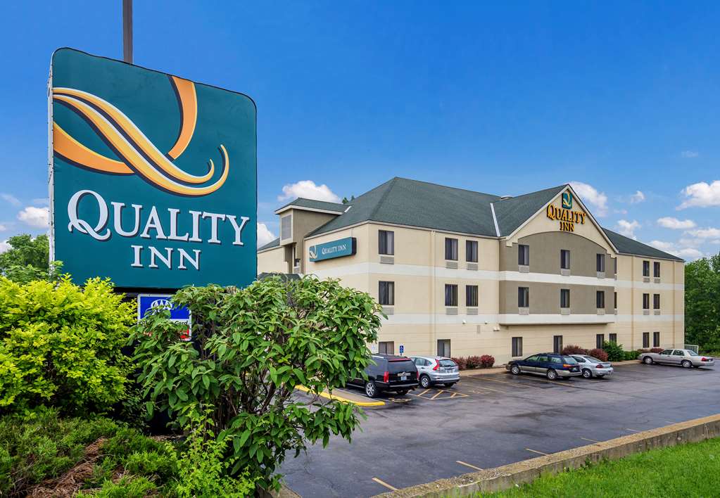 Quality Inn I 70 Near Kansas Speedway in Kansas City, United States