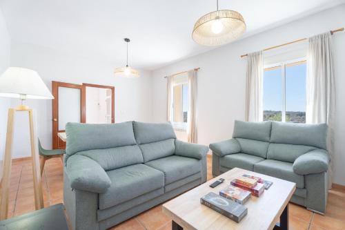 Antiga escola Pla del Sabater — 4-Star Luxury Hotel in Culla, Spain
