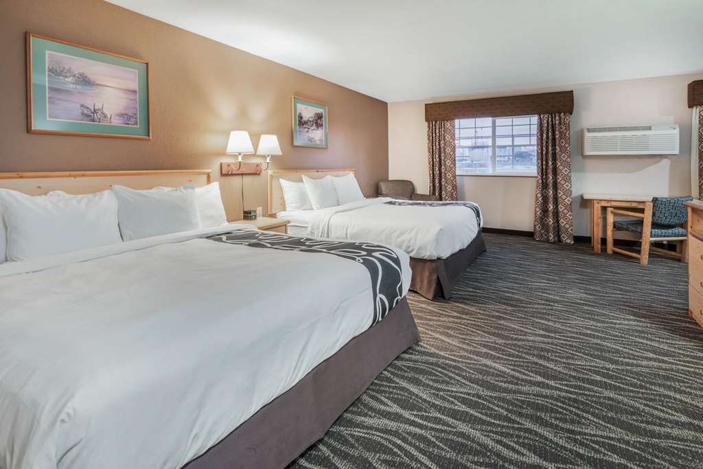 La Quinta Inn & Suites by Wyndham Belgrade Bozeman Airport - photo 25