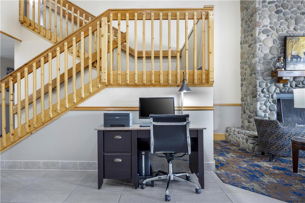 Best Western Woodburn - photo 48