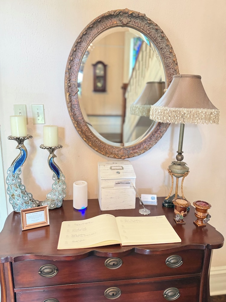 Peacock Place - last minute hotel in Eastman
