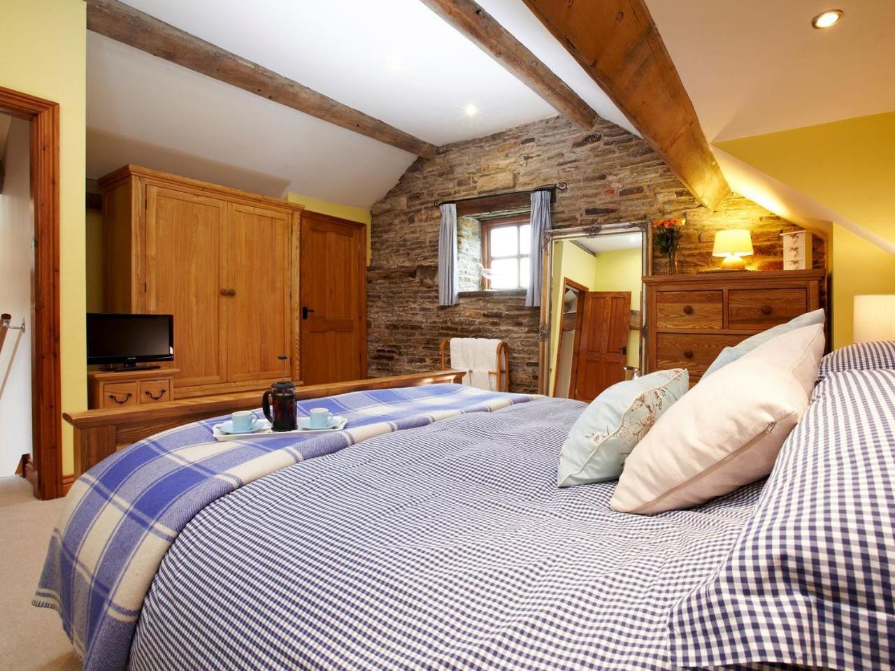 Birch Cottage Uk4185 — Sheffield — photo 5