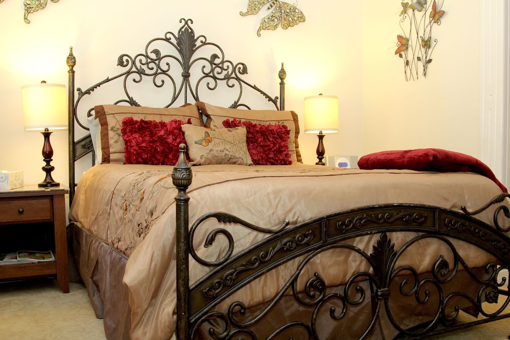 Monarch Cove Inn - photo 15