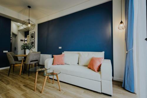 Skyline Luxury Suites