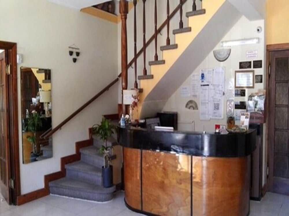 Hotel Edith in Villa Gesell, Argentina