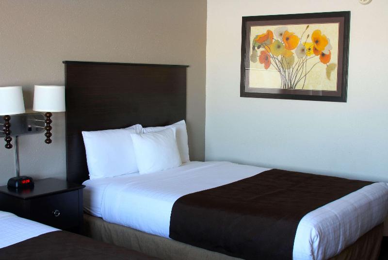 AmericInn by Wyndham Wadena - photo 22