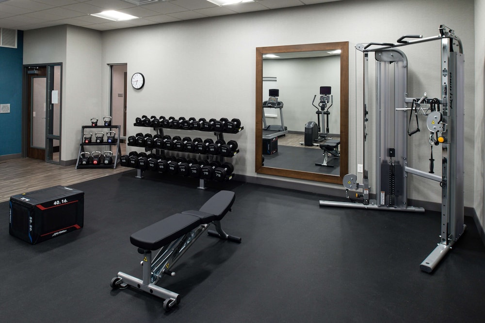 Hampton Inn & Suites Adrian - photo 46