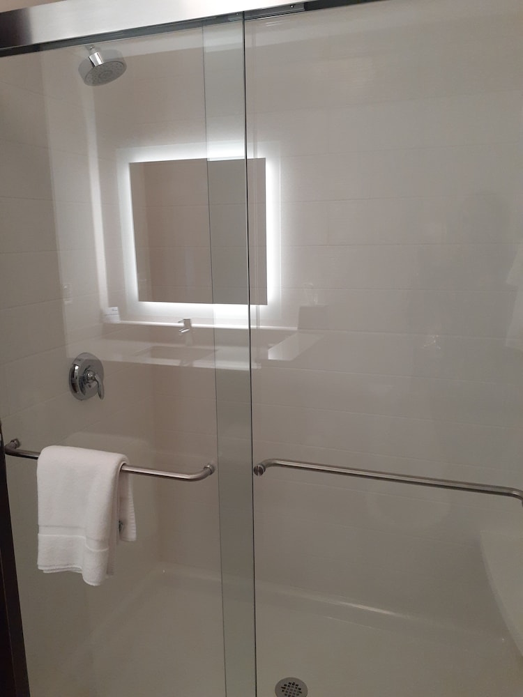 Holiday Inn Express Richburg by IHG - photo 22
