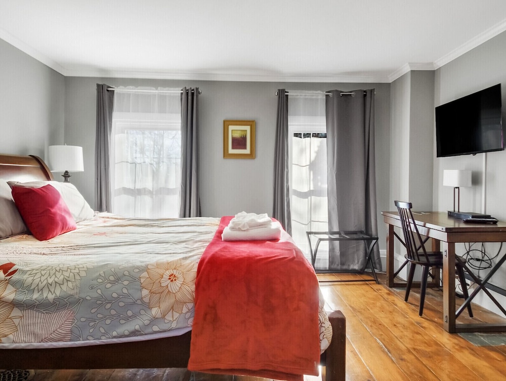 The Thistle Inn — hotel in Boothbay Harbor