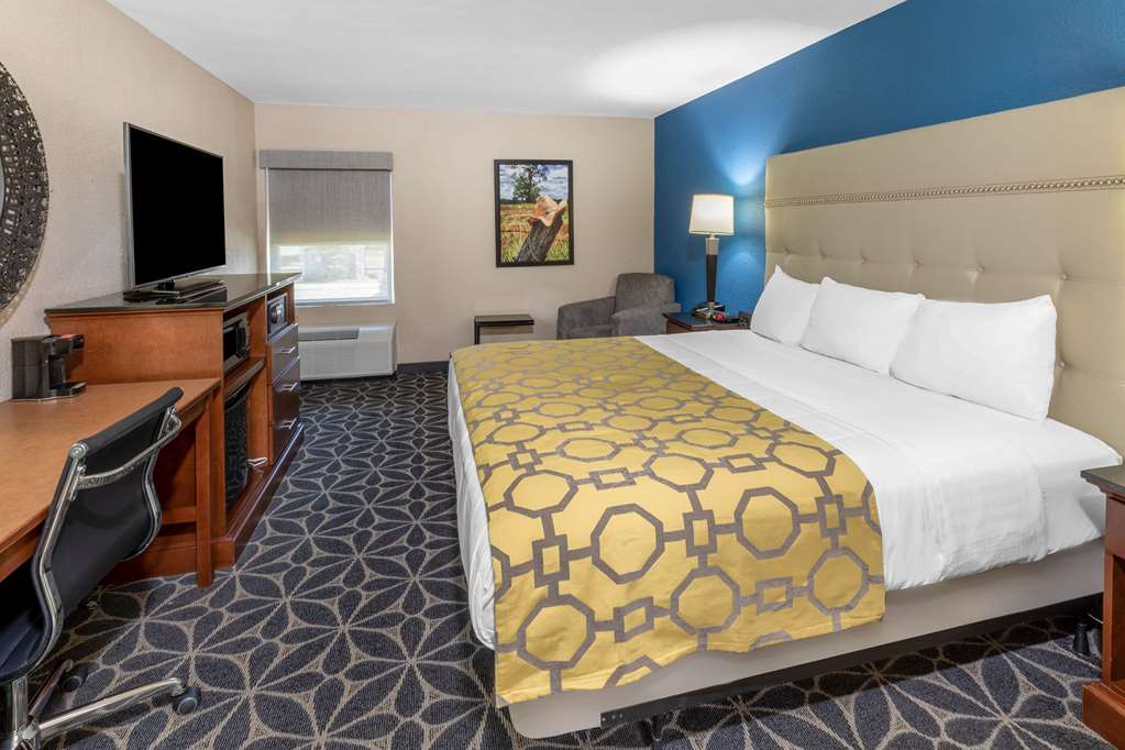 Baymont by Wyndham McAllen Pharr - photo 38