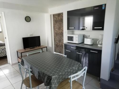 Location Saisonniere — hotel in Cozes